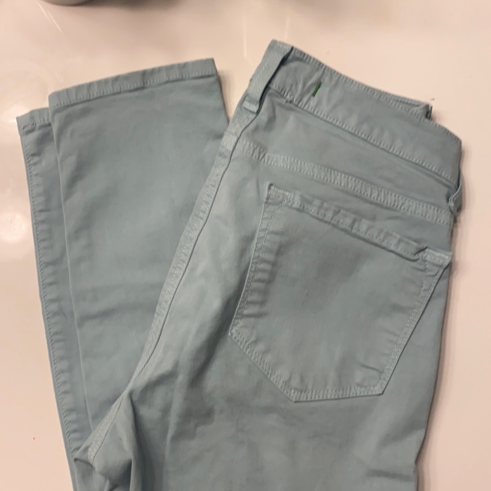 J Brand Juniper Mid-Rise Capri Skinny Jeans